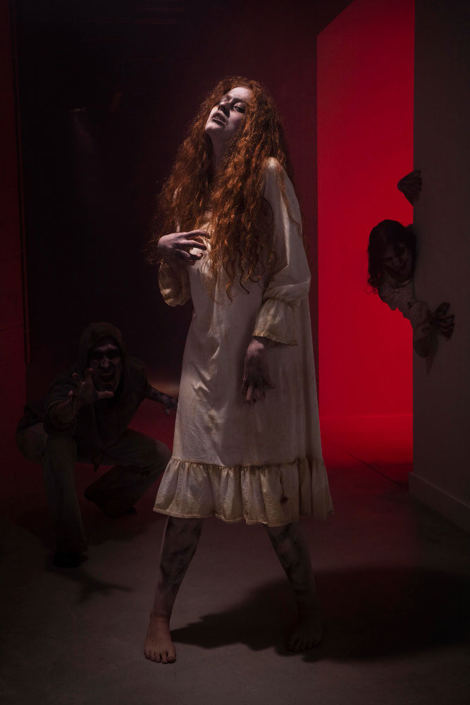 spooky-ginger-female-zombie-dress